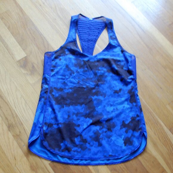 lululemon athletica Tops - Lululemon Vent It Out Singlet Clouded Dreams Sapphire Sprinkler Blue